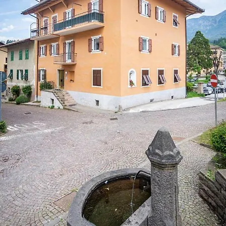 Val Moena